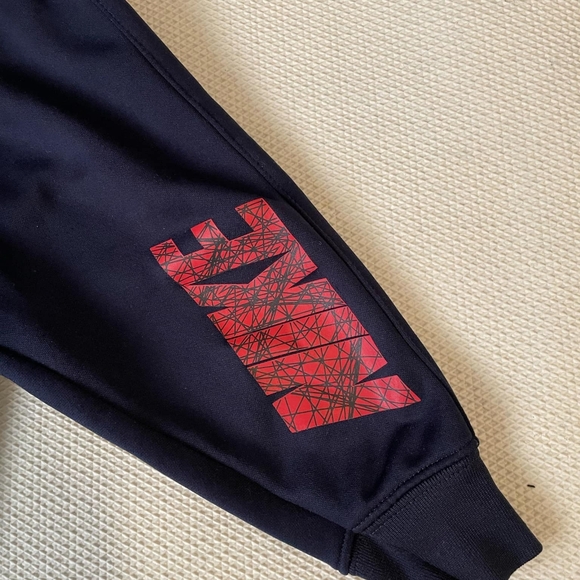 Nike jacket and pants 2 pieces set - Picture 3 of 6